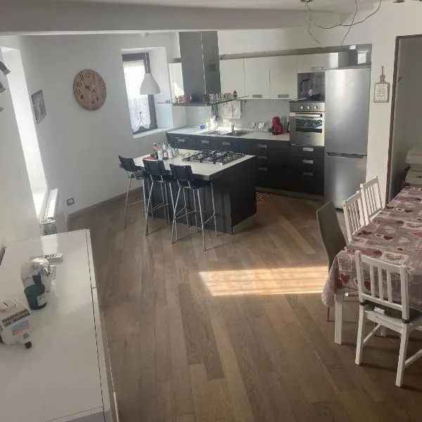 Casa di corte, hotel v destinaci Pero