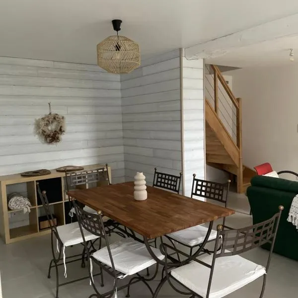 Maison en campagne, hotel in Mortagne-sur-Sèvre