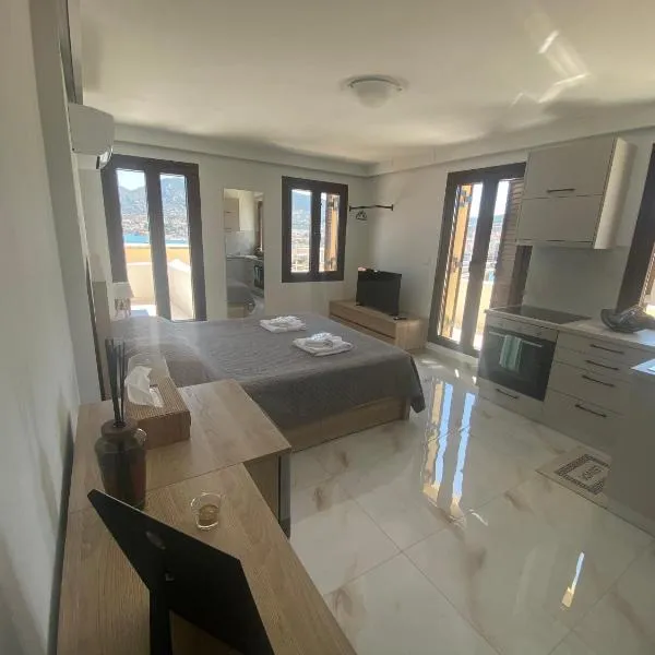 Unique Penthouse with Mytilene View - Port Apartments, hotel in Mytilini