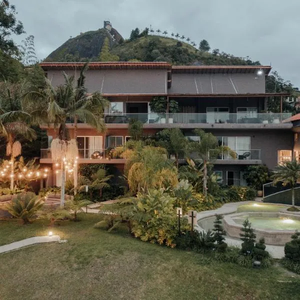 Tau House, hotel in Guatapé