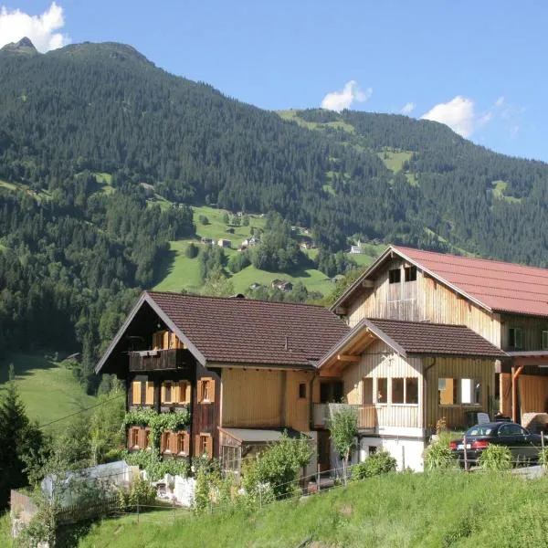 Chalet in Schruns near Montafon Ski Lift, khách sạn ở Schruns