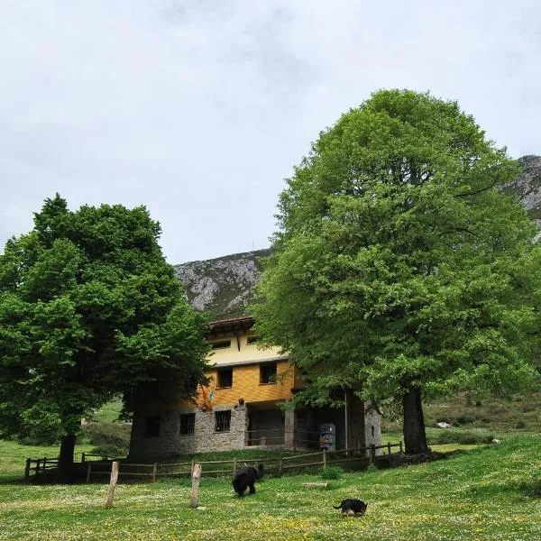 Albergue Fayacava – hotel w mieście Melendreros