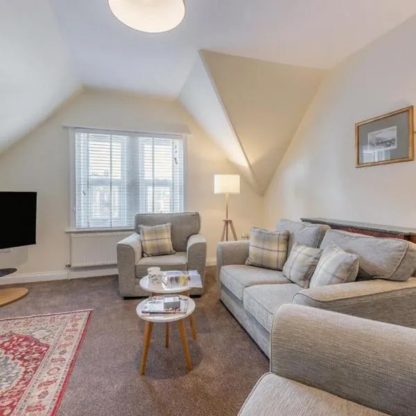 2 Bed in Bexhill-on-Sea oc-s31787, khách sạn ở Bexhill