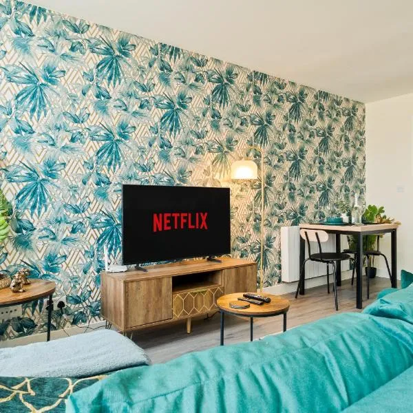 Stylish City Centre getaway with Cathedral Views, hotel in Canterbury