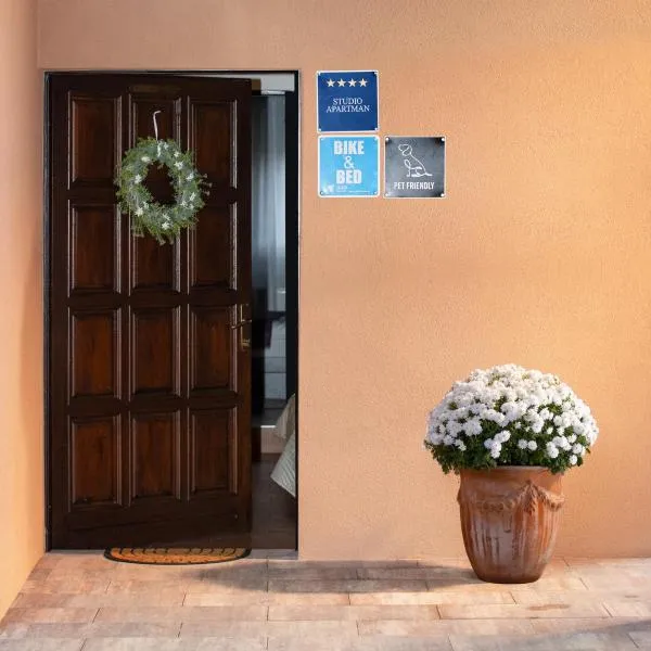 Studio apartman "DJED", hotel in Hrvatska Kostajnica