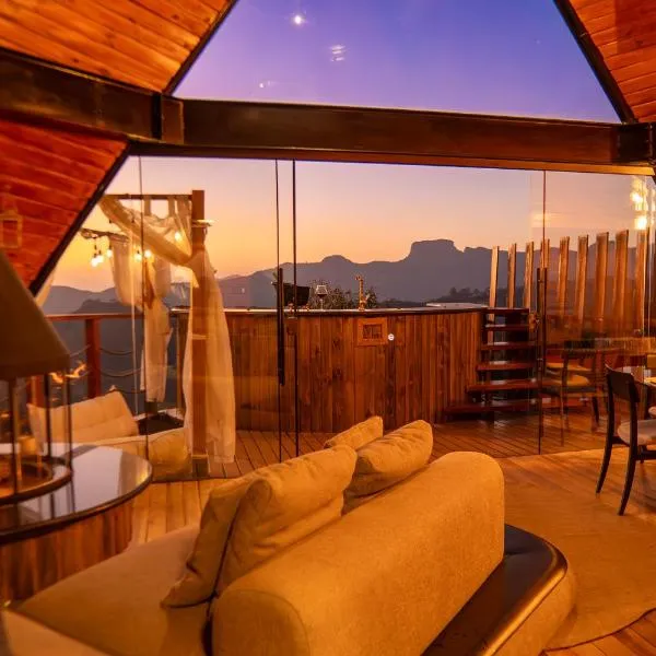 Chalé Boutique Spa- Sauna seca, Jacuzzi , Rede suspensa, hotel in Campos do Jordão
