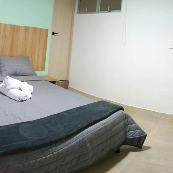 Nuevo Almendros, hotel v destinaci Medellín