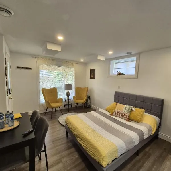 Nimo Homestay , New Entire Studio Apartment Guelph, hotel en Guelph