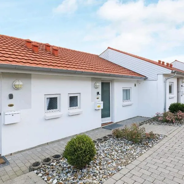 4 person holiday home in Ærøskøbing-By Traum, hotel i Ærøskøbing