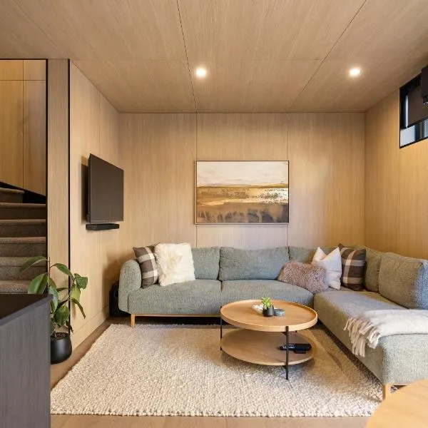 Raua Luxury Queenstown Villa，位于皇后镇的酒店