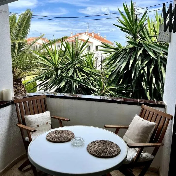 El Palmar, Lydia Suset, hotel u gradu 'Denia'