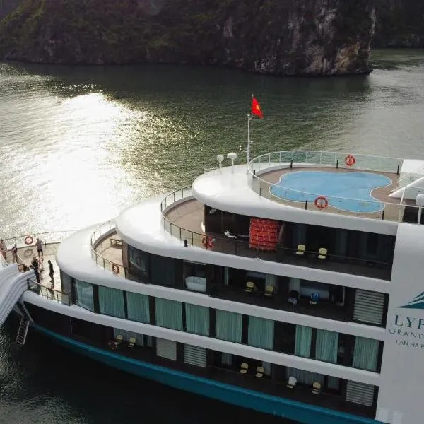 Halong Lyra Grandeur Cruise, ξενοδοχείο σε Ha Long
