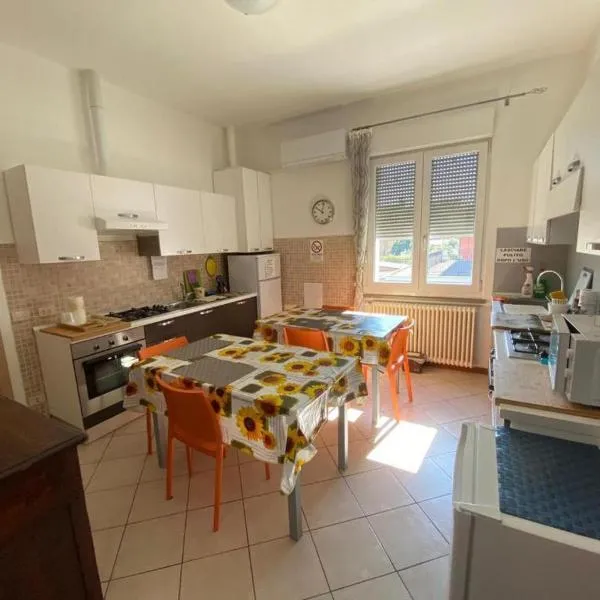 CAMERE DI ARHET, hotel en Parma