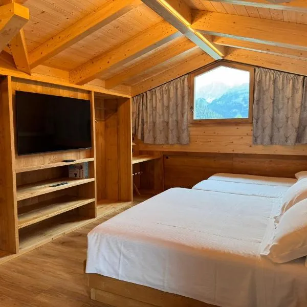 Albergo Scoiattolo, hotel in Falcade