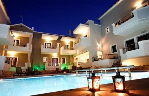 Theros Hotel, hotel v destinaci Tavronitis