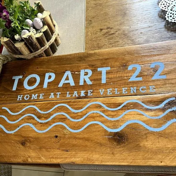 Topart22 Home at lake Velence, hotel a Gárdony