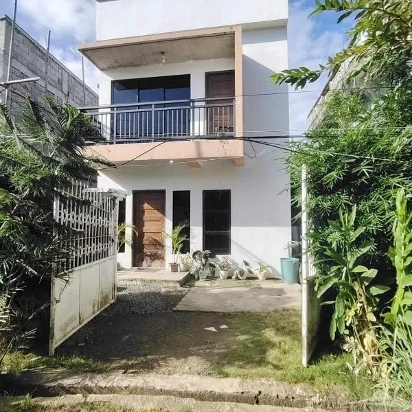Yannas transient house, hotel in Roxas City