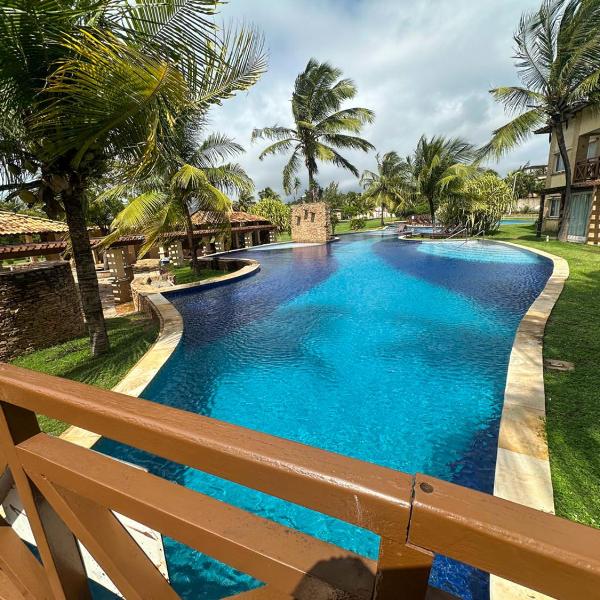 Apartamento com piscina, varanda e garagem em Pipa