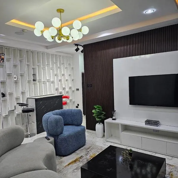 Beach View Shortlet Apartment With Pool Ajah Lekki Lagos, hotel in Lagos