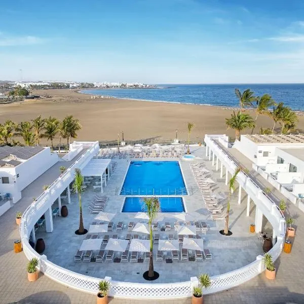 Hotel Las Costas, hotel en Puerto del Carmen