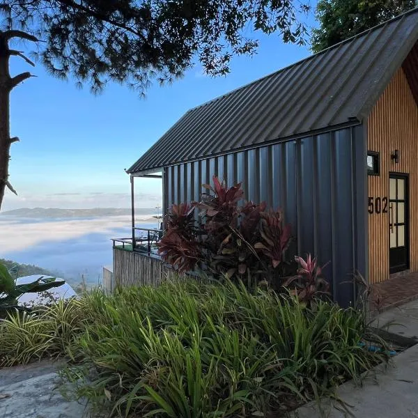 ร่มการเวก เขาค้อ ROM KARAVEK Khao Kho Resort، فندق في كاو كو