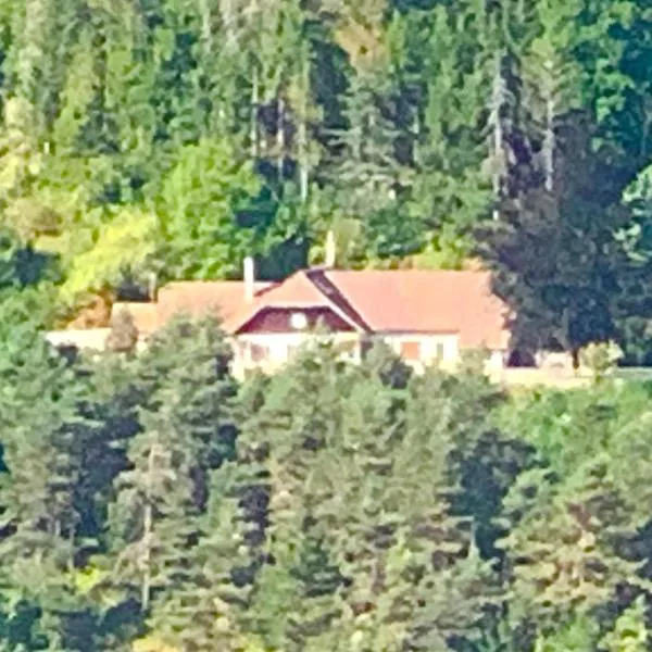 Un petit coin de Paradis, hotel em Lalley