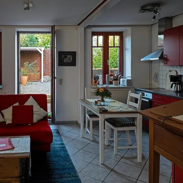 Gemütliches Ferienhaus - ankommen und wohlfühlen, hotel v destinaci Husum