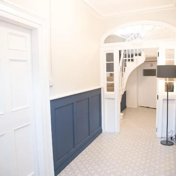 Carrick Central Accommodation, hotel in Carrick on Shannon