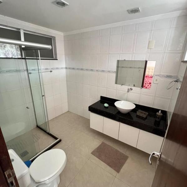 Aconchegante Casa Triplex perto Praia com Piscina - Foto 3