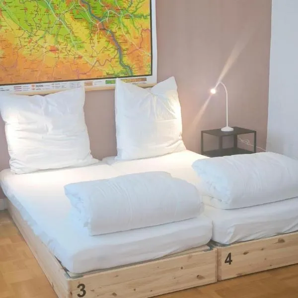 Emmas Hostels Duisburg, hotel en Duisburg