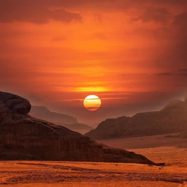 Wadi Rum Bedouin Story Camp & Tours, hotel i Wadi Rum