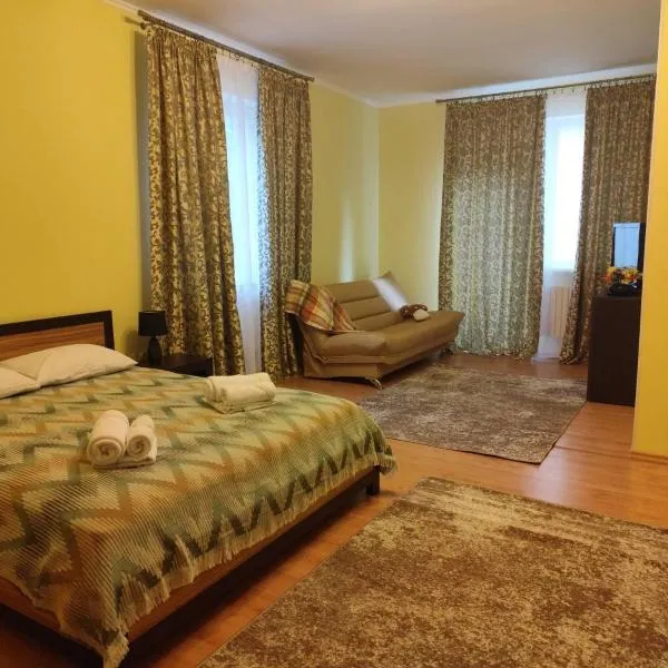 VerhHouse, hotel in Yaremche