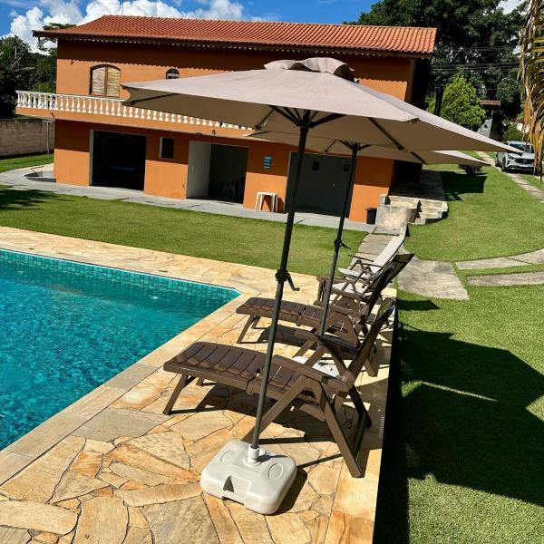 Chácara Primor - Piscina, Campo de futebol e Churrasqueira - Conforto completo até 15 pessoas