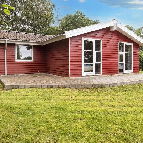 8 person holiday home in Børkop-By Traum, hotel in Børkop