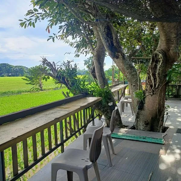 Six Nature Resort, hotel in Chiang Rai
