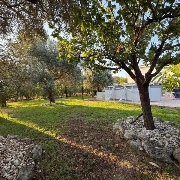 Casa degli Ulivi, hotel v destinaci Belvedere
