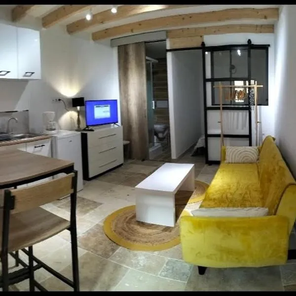 Joli t1, hotell i Fréjus