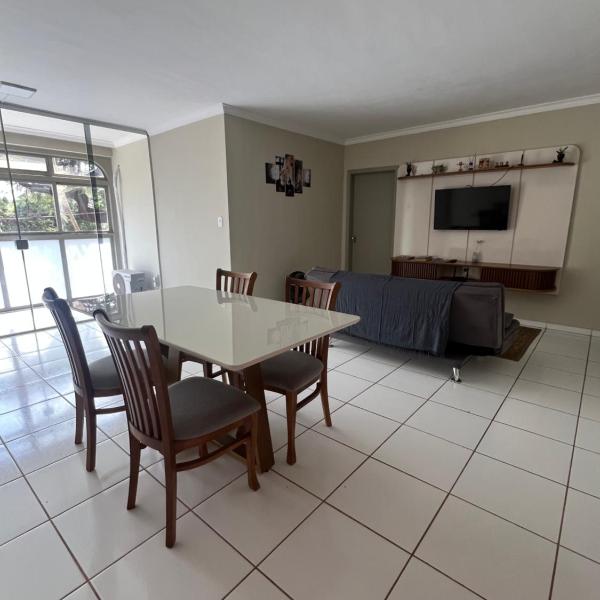 Apê Espaçoso 3 Qtos no coração da cidade - Foto 5