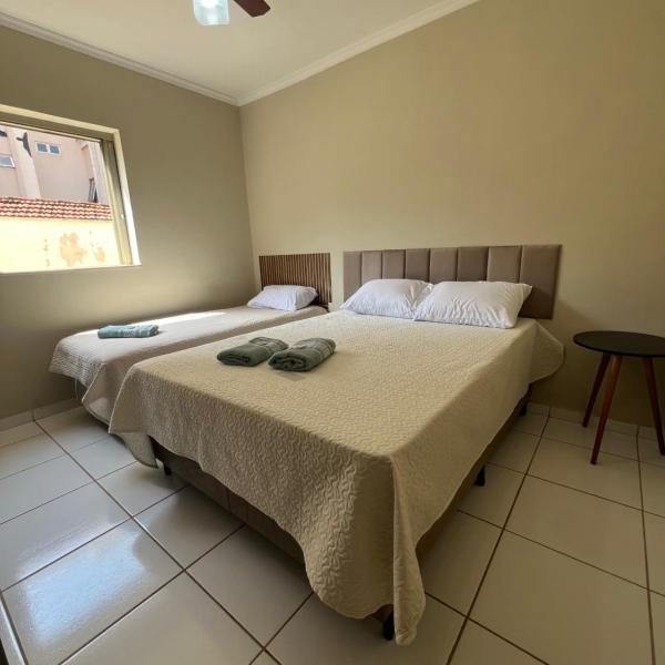 Apê Espaçoso 3 Qtos no coração da cidade - Foto 2