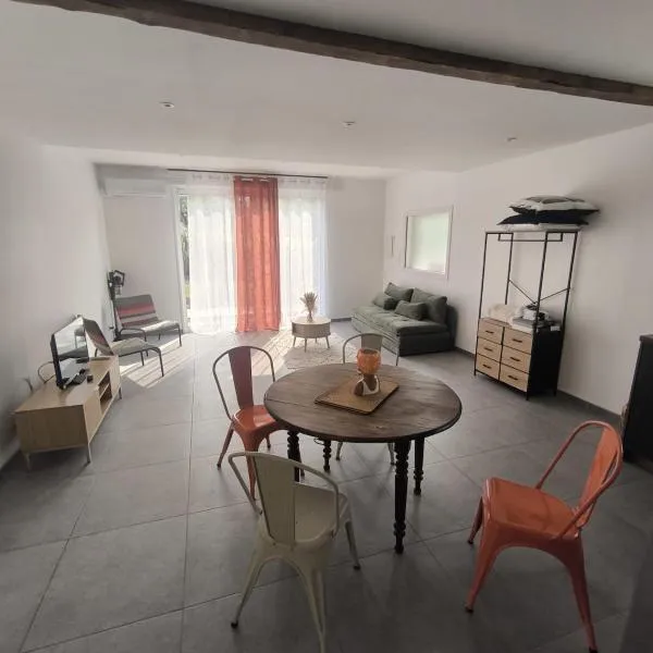 Studio meublé Rosieres, hotel v destinaci Rosières