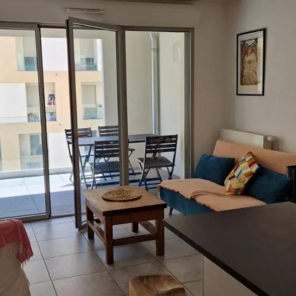 Le Triton, new appartments near city center , parking , lift, khách sạn ở Aix-en-Provence