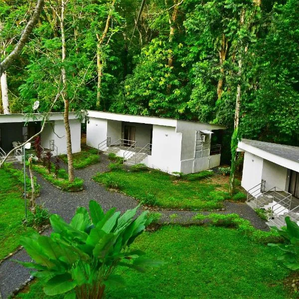 Carara Adventure Park, hotel in Quebrada Ganado