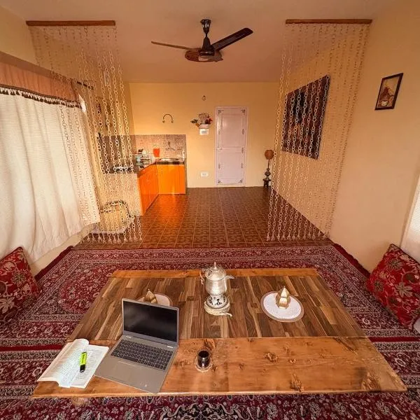 Sonzal Heritage Flat - Private Romantic Retreat, hotell i Srinagar