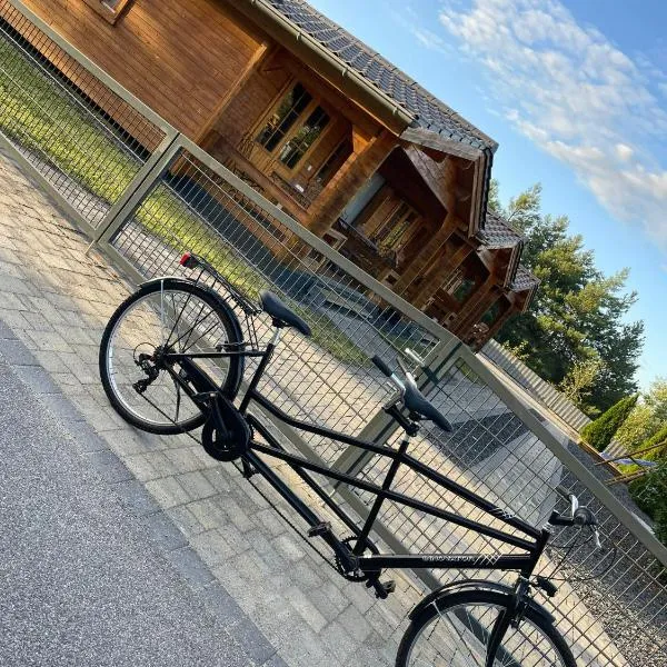 Relax Hütten & Spa Gröden, hotel in Groeden