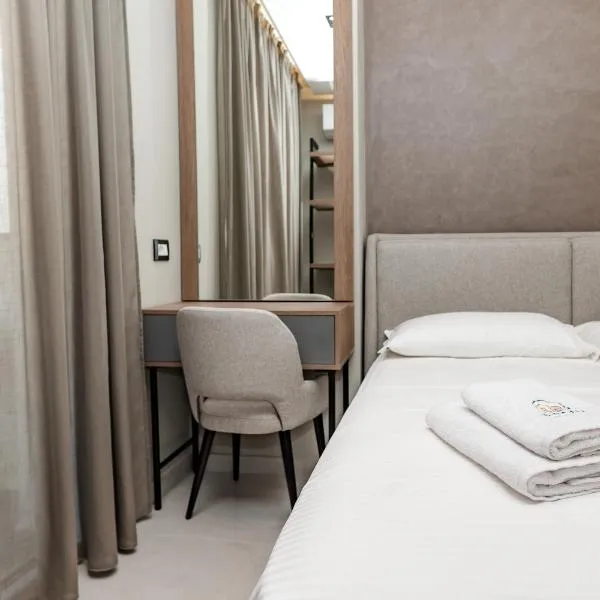 Sienna Apartments, hotel a Shëngjin