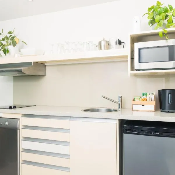Darwin Harbour and City Views Apartments, hotel in Stuart Park