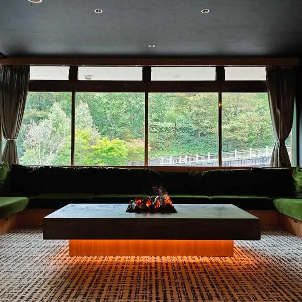 層雲峡温泉 ホテル雲井, hotel in Kamikawa