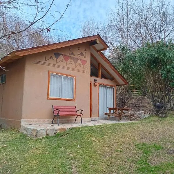 Cabañas Los Sauzales del Elqui, hotel v destinaci Pisco Elqui