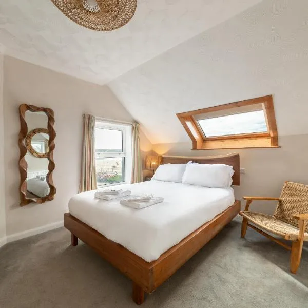 Rwts Rooms & Resto, hotel in Broad Haven