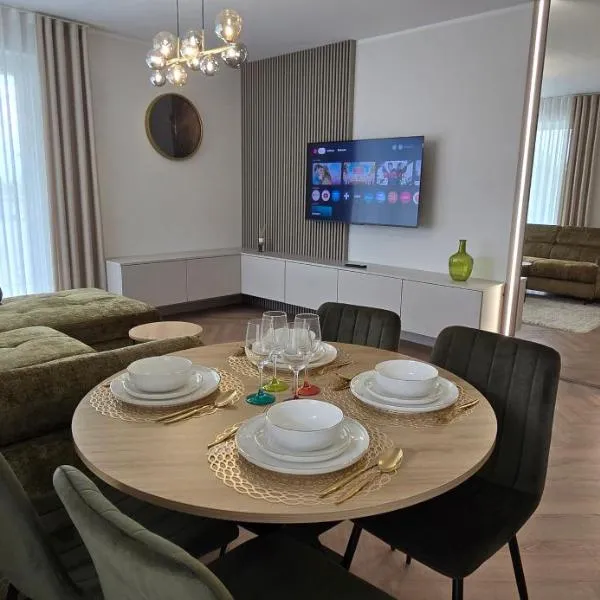 Apartament MIRAGE NOWA DZIELNICA、ブスコ・ズドロイのホテル